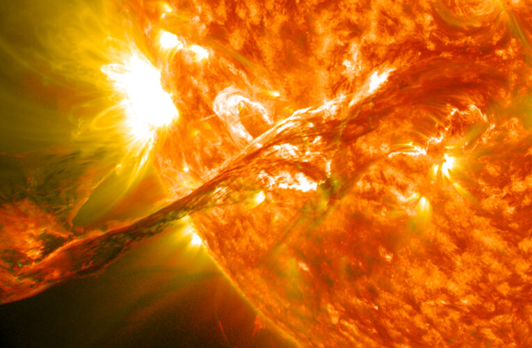 CME (Coronal Mass Ejection) and resulting GeoStorm